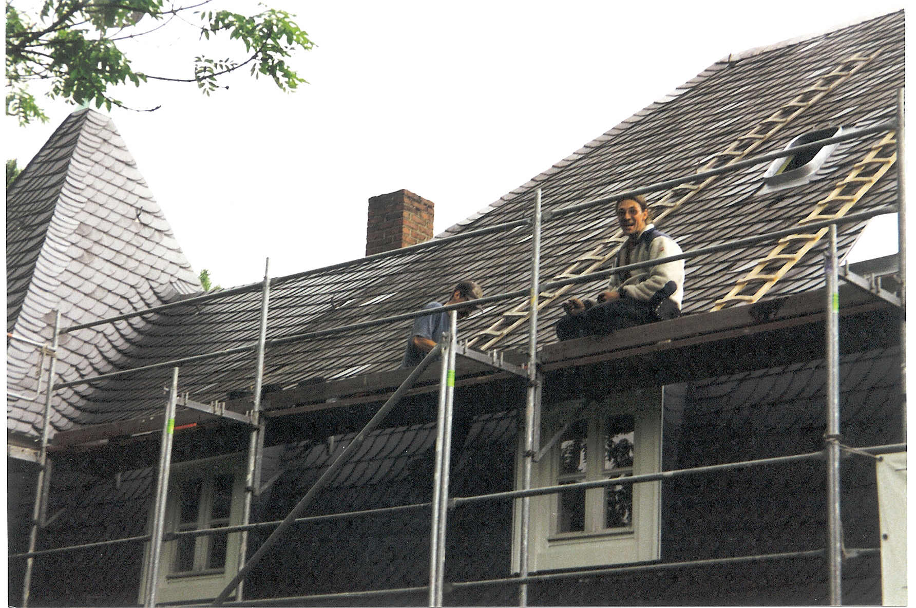 199808 Fassade und Dach Dachreparaturen 003